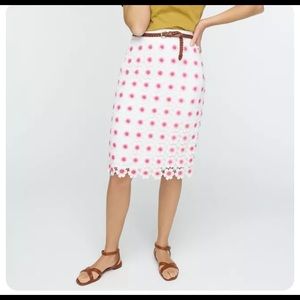 J CREW white pink pencil skirt in floral crochet